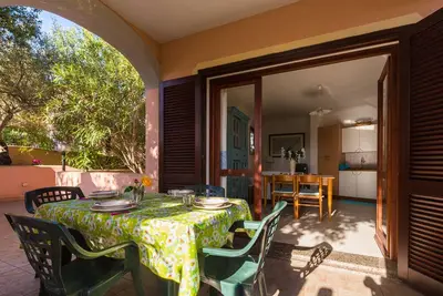 Image de House with garden 2 Steps From The Sea