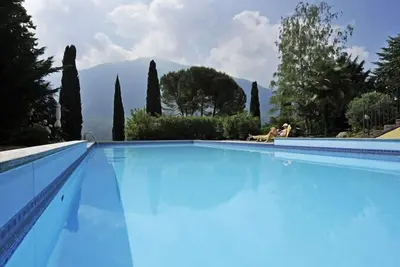 Image de Villa Isella - Mansarda, Carlazzo, Italie