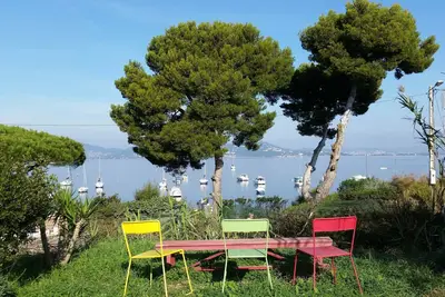 Image de Belle Villa 50m de la mer, Presqu île De Giens, superbe vue mer
