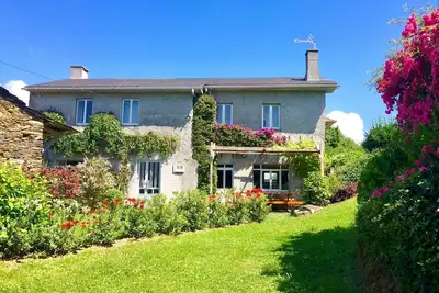 Image de Chalet d'été idéalement situé, à deux pas de 5 plages immaculées!