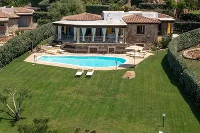 Image de Villa Maresol \/ Piscine \/ Jardin \/ Plage De Sable