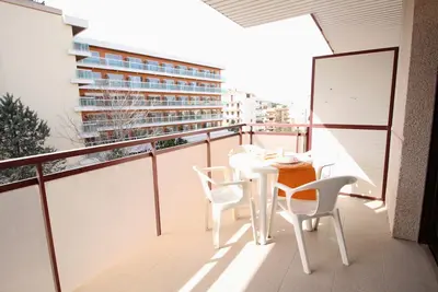Image de Appartement 4 pax et piscine à 200 mètres. la plage Capellans Salou.