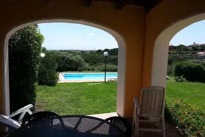 Image de Serena Villa avec jardin et piscine privée, 2 niveaux, 6 p. l. Vue mer! .