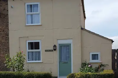 Image de Cottage rénové dans un village avec vue spectaculaire sur la campagne