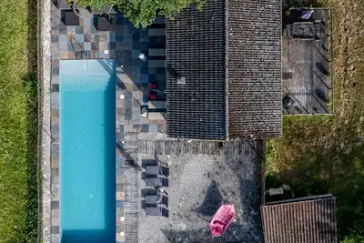 Image de Propriété raffinée de 7 Chb (7\/18 p) sur 40 Ha Piscine Chauffée Chevaux Etang
