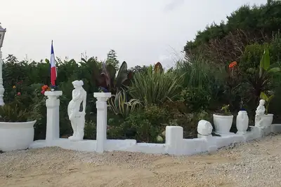 Image de Maison charentaise avec jardin arboré