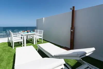 Image de Maison Deluxe, Vue Mer Et Terrasse Wifi gratuit Gc52