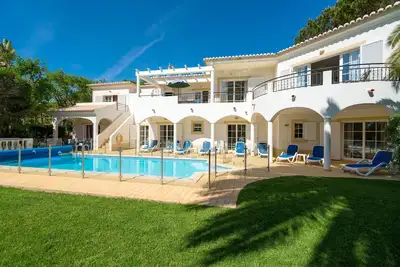 Image de Golfe San Antonio (Pdf) 5 bed Luxury Villa\/ Pool fence\/ Heated Pool\/ Wifi
