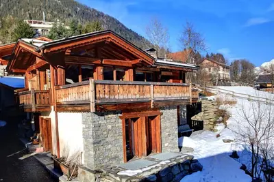 Image de Dans Chamonix, près Remontées, Grand Chalet, 4*, plein Sud, vue Panoramique Mt Blanc