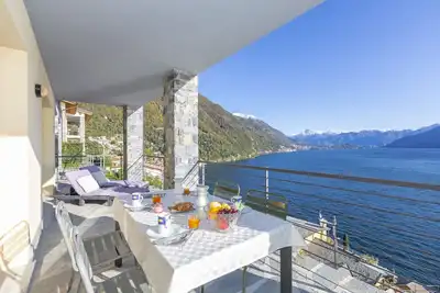 Image de Résidence Degli Oleandri 2a, Argegno, Italie