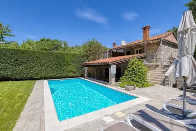 Image de Maison de vacances Mlin avec piscine privée