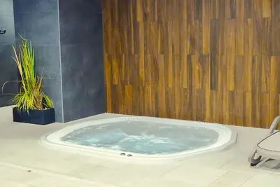 Image de Joli appartement pour 4 personnes avec Wifi, piscine, Tv, balcon, animaux admis et parking