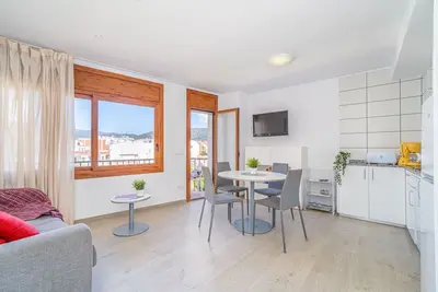 Image de 2008-Av De Rhode Appartement avec wifi près de la plage