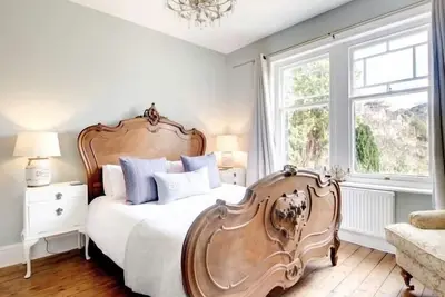 Image de Ranmoor- belle maison de caractère avec jardin clos et vue magnifique. <br>