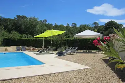Image de Fortunie -Provencalisches chalet, rénové, grande piscine, calme, au Vignoble