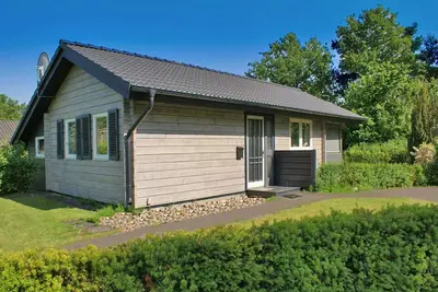 Image de Cabane en rondins avec parking devant la porte - cabane en rondins 39760