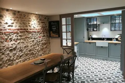 Image de Maison familiale de caractère vue baie rénovée avec style et charme pour 8 pers.
