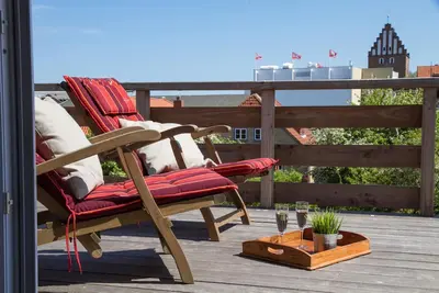 Image de Appartement avec grande terrasse dans la vieille ville de Heiligenhafen - incl. Fi