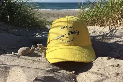Image de Maison de vacances à 300 m de la plage, avec jardin, entièrement rénovée