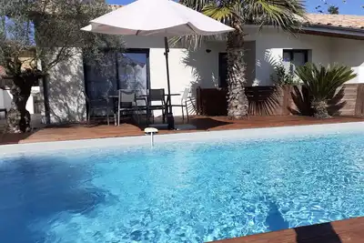 Image de ViLLA Neuve 115m2, Tout Confort Avec PiSCiNE Chauffée-JARDiNET BASSiN Arcachon