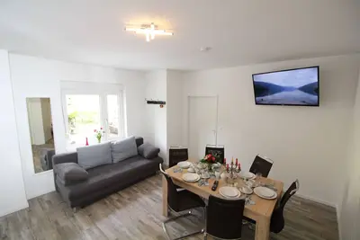 Image de 3 chambres, jusqu'à 9 personnes, mobilier luxueux, \"Calla\"