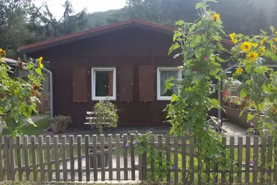Image de Chalet crunchy au bord de la forĂŞt