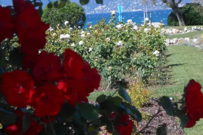 Image de Charmant 2 pièces rénové avec vue mer