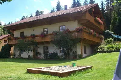 Image de Appartement de vacances Arrach pour 1 - 8 personnes avec 3 chambres à coucher - Appartement de vacan