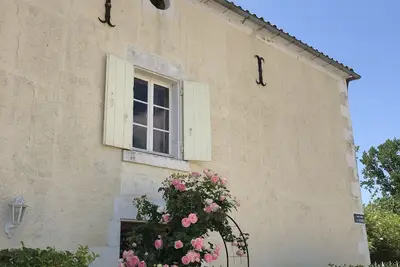 Image de Maison de caractère dans le Marais Poitevin à 35 km de La Rochelle