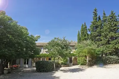 Image de Sud Luberon, Mas de charme ****, 5 personnes, propriété 1 ha. Idéal 1\/2 saison