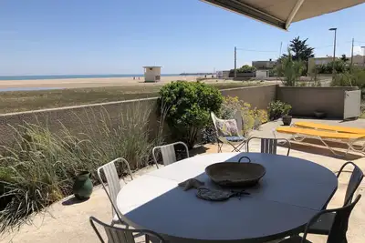 Image de Maison sur la plage \/ House on the beach