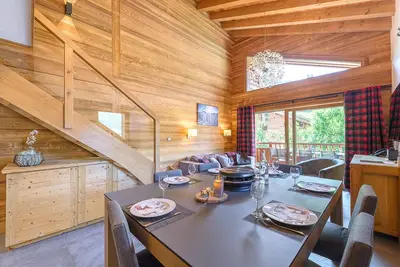 Image de Lcz - Luxueux T5 au pied des pistes, 5*