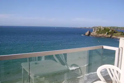 Image de Appartement A Trestignel Les Pieds Dans L'eau  Perros Guirec  22700