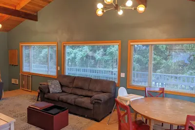 Image de Maison de détente pour les familles à quelques pas de la plage dans une rue calme