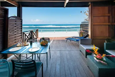 Image de Reve Austral T2 C au bord du Lagon vue mer 180°