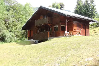 Image de Joli Chalet de montagne avec parking et wifi