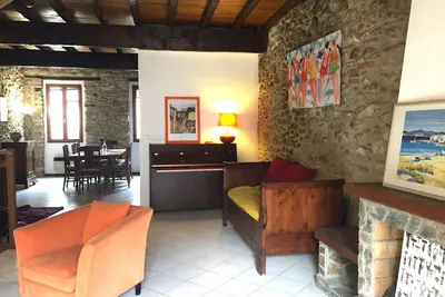 Image de Jolie maison de village de caractère à Laroque des Albères avec terrasse.