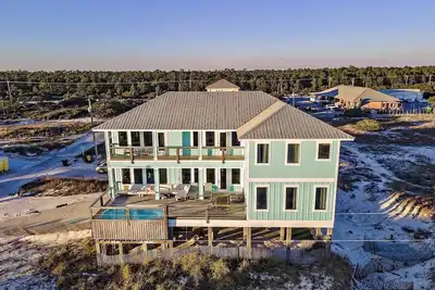 Image de Vues incroyables ~ 7 Br ~ Piscine privée ~ Tous les nôtres ~ Peut accueillir jusqu'à 19!