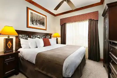 Image de White Pines Studio Suite Situé à Westgate Park City