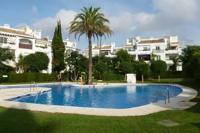 Image de Grand Penthouse 2 15-5 Riviera del sol Calahonda UrbAlbamar Vue piscine, mer