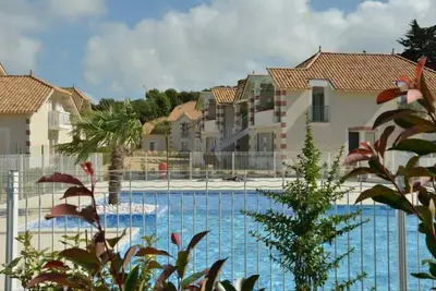 Image de Appartement 2 chambres avec Mezzanine, piscine privée, plage et Forêt