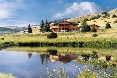 Image de Maison de vacances Ennis près de Yellowstone et de la rivière Madison