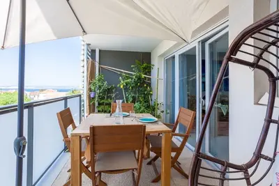 Image de A 600 M Plage Dans Residence Standing