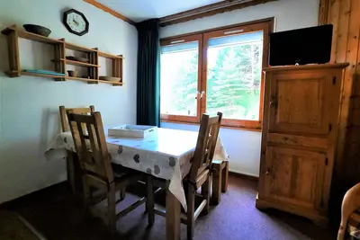 Image de Charmant studio cabine 4 pers. aux Bruyères, pied des pistes, animaux permis