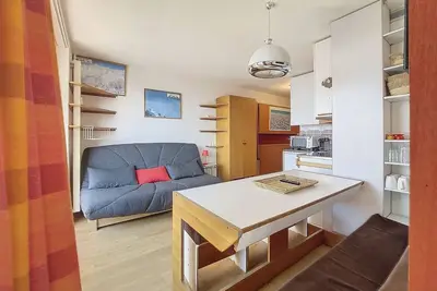 Image de Appartement cosy avec balcon, proche des pistes équipée WiFi et casier à skis