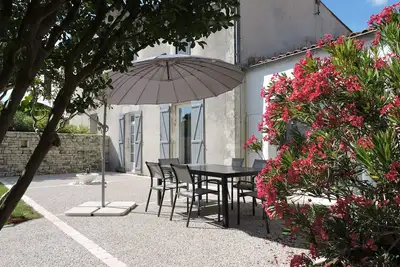 Image de Belle  Maison de village  spacieuse calme  6 pers La Jarne 7 km La Rochelle