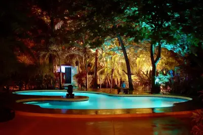 Image de SexyPool- \"Le meilleur emplacement de la plage de Playa Grande\" -PrivatePatioGarden-HiddenGem