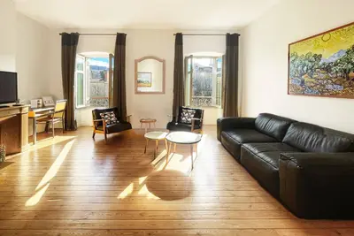 Image de Magnifique et lumineux T3 de charme aux Quinconces idéal pour 4 personnes