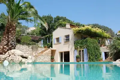 Image de Magnifique villa dans les collines de Pagnol avec piscine privée