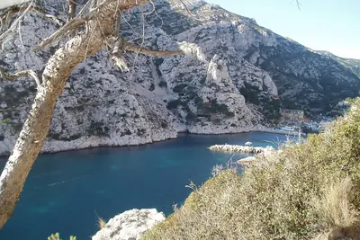 Image de Studio Très Calme dans les Hauteurs Marseillaises, à 20 min du Centre Ville
